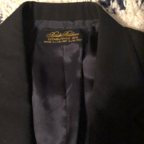 Brooks Brothers blazer - Picture 3 of 5
